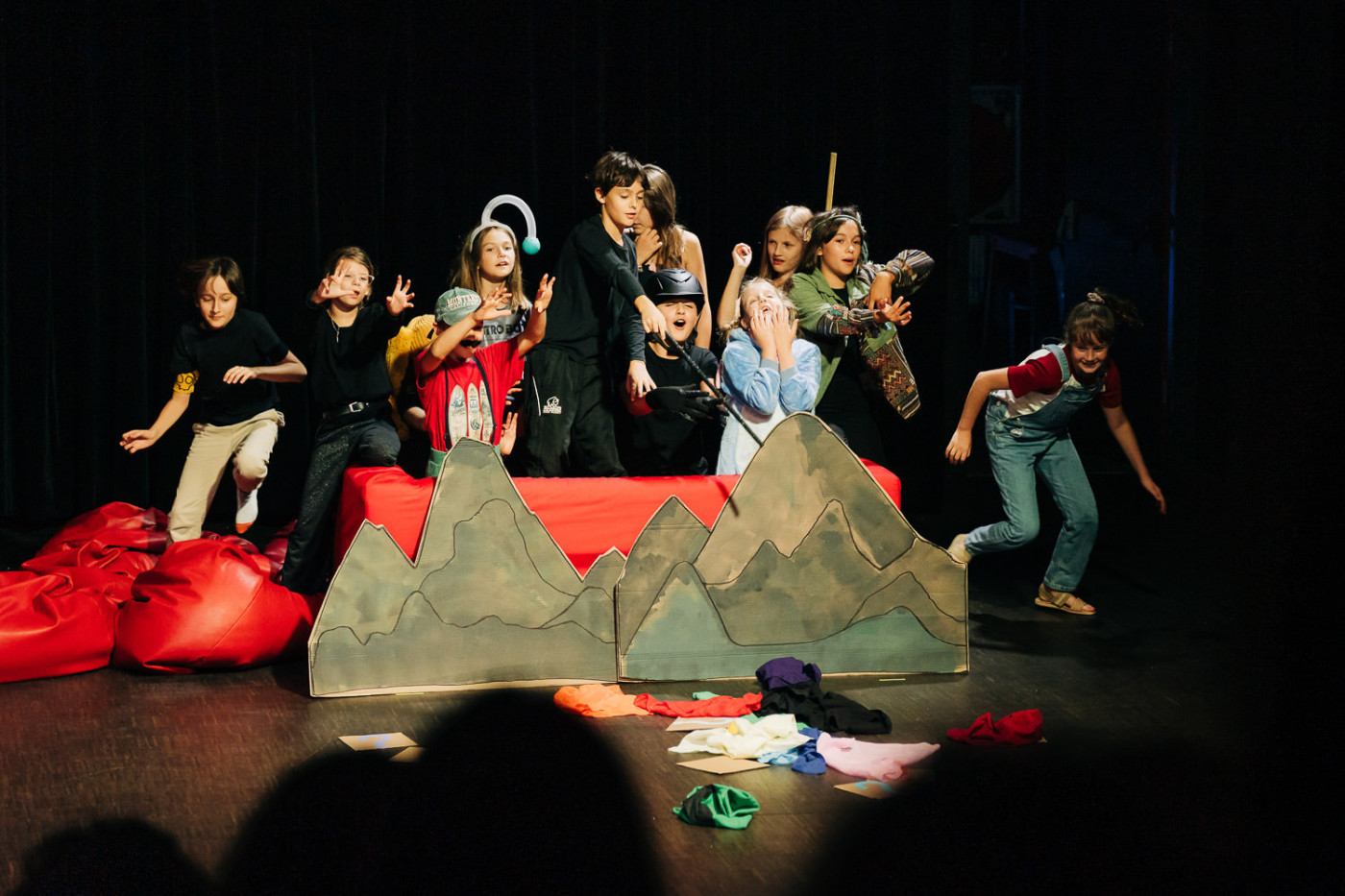 0920 ZnakZapytania ochstudio 0036M